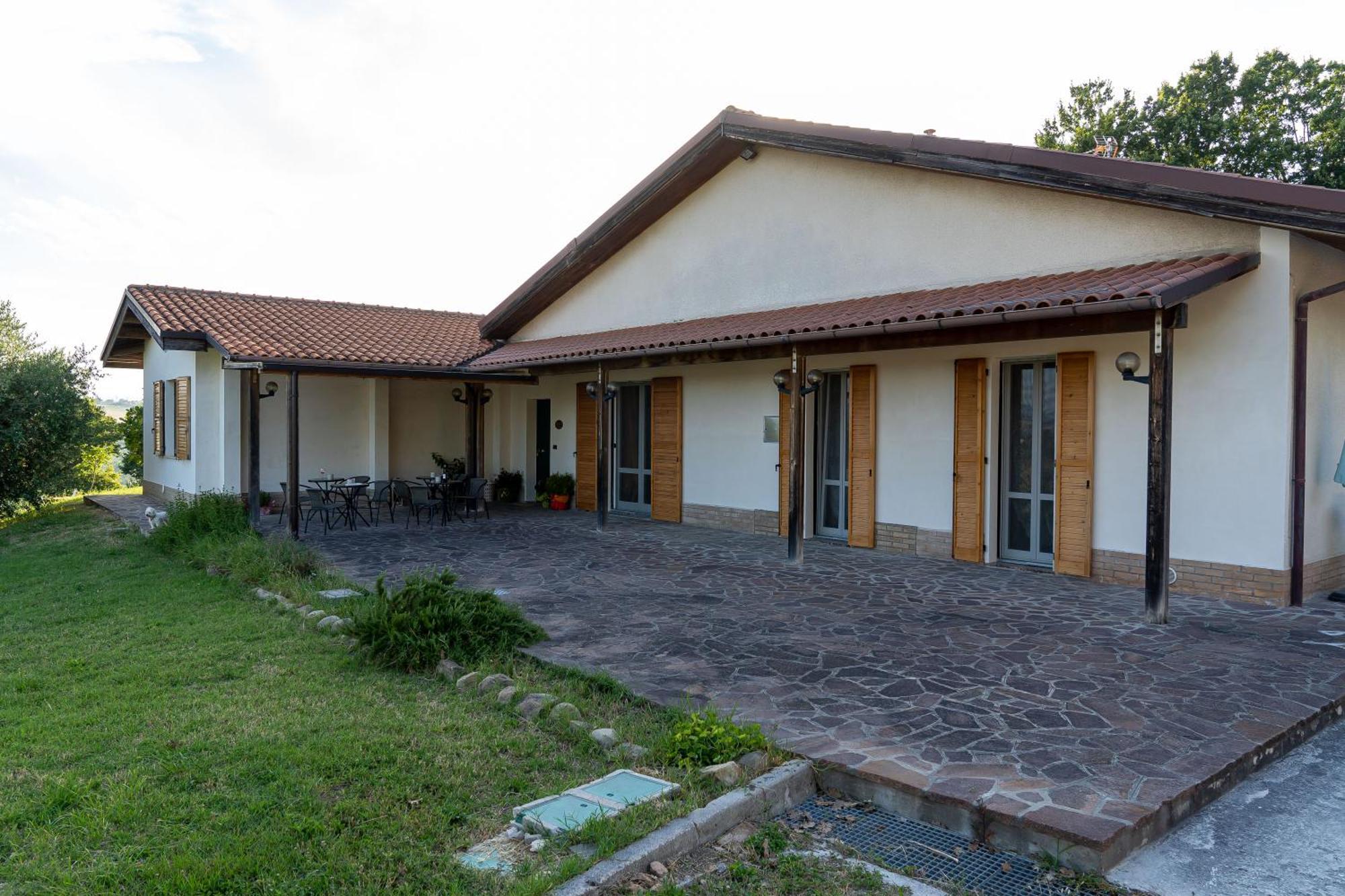 B&B La Figuretta Jesi Esterno foto